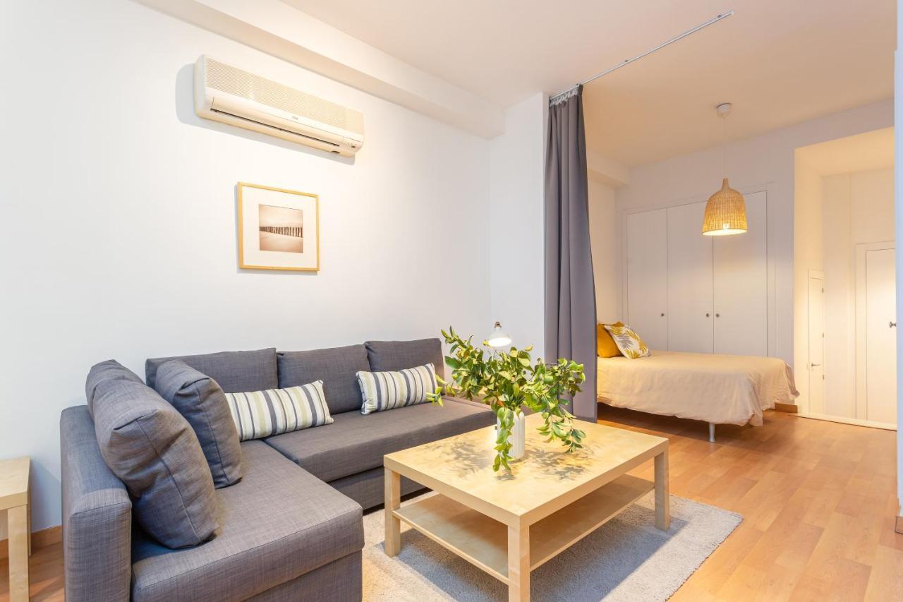 מאלגה Apartamento Souviron מראה חיצוני תמונה